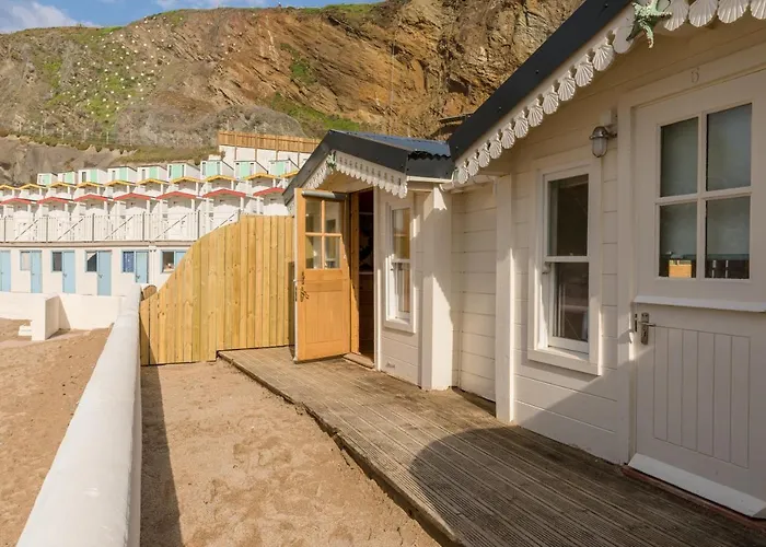 Tolcarne Beach Colonial Restaurant And Rooms